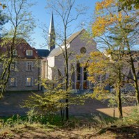 Abbaye Sainte Marie de la Pierre-qui-Vire